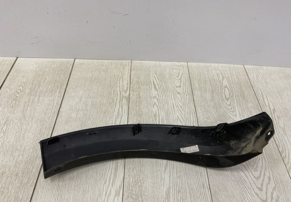 Молдинг заднего бампера правый Renault Sandero Stepway 2 OEM 850768696R Молдинг заднего бампера правый Renault Sandero Stepway 2 OEM 850768696R