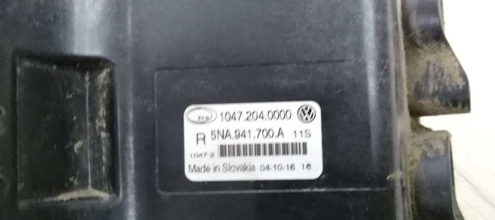 Противотуманная фара Птф правая Volkswagen Tiguan 2 oem 5na941700a Противотуманная фара Птф правая Volkswagen Tiguan 2 oem 5na941700a