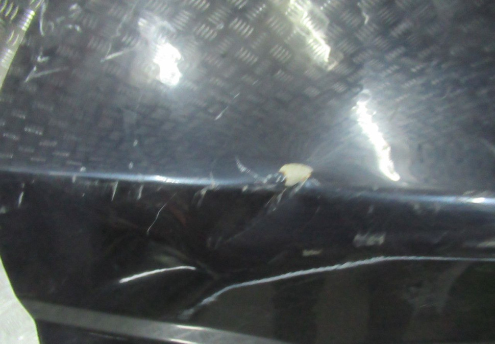 Крышка багажника Lada Granta oen 21900560401070 (вмятины) (скл-3) Крышка багажника Lada Granta oen 21900560401070 (вмятины) (скл-3)