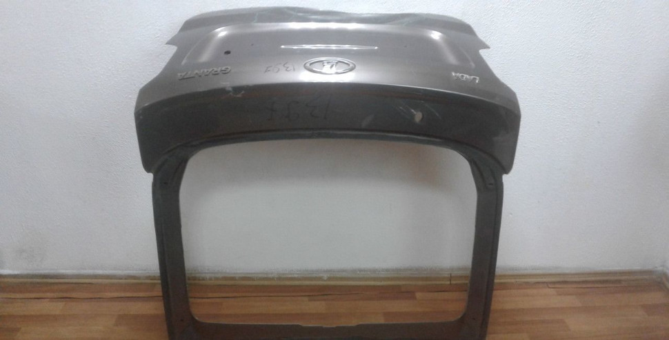 Крышка багажника бу Lada Granta хетчбек (скл-3)