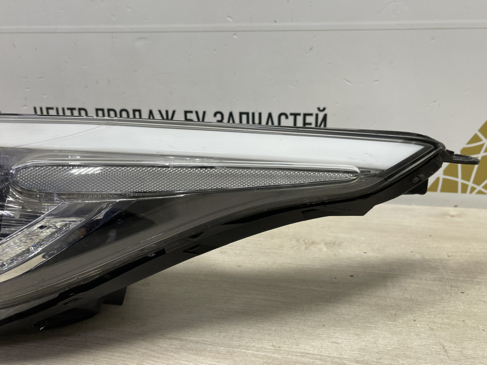 Фара левая Kia Ceed 2 JD OEM 92101A2220 Фара левая Kia Ceed 2 JD OEM 92101A2220