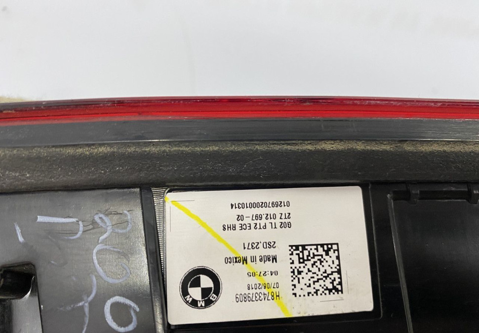 Фонарь правый внутренний BMW X4 G02 OEM 63217433798