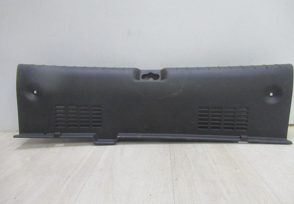 Обивка задней панели Hyundai Solaris 2  oem 85770H5000 (скл-3)