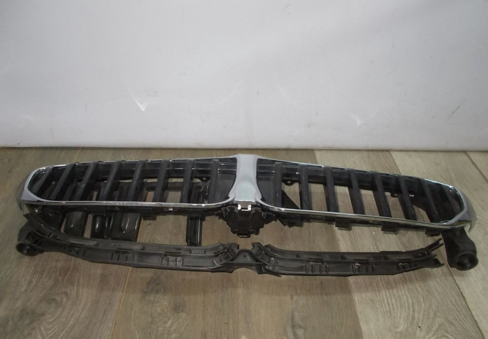 Воздуховод радиатора верхний бу BMW 3 G20 M-Pack OEM 51749465188