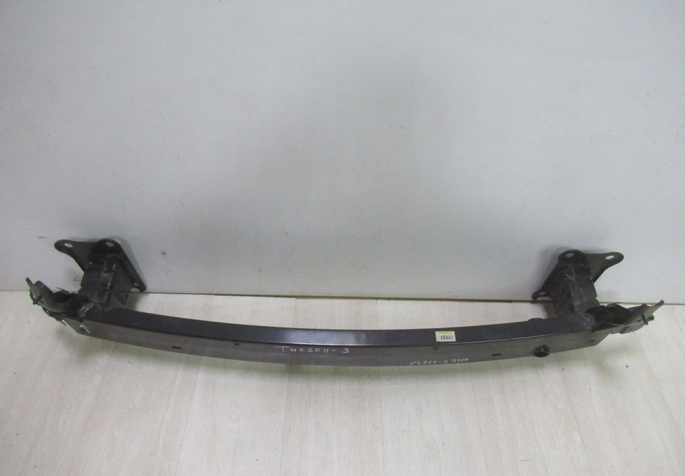 Усилитель переднего бампера Hyundai Tucson 3 (15>) oem 64900D7000 Усилитель переднего бампера Hyundai Tucson 3 (15>) oem 64900D7000