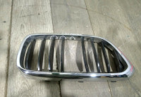 Молдинг решетки радиатора правый бу BMW 6 G32 OEM 51137412422