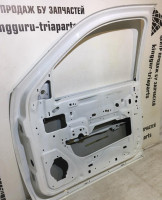 Дверь передняя правая Chevrolet Tahoe (06-14) мал. вмятина (скл-3)