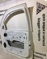 Дверь передняя правая Chevrolet Tahoe (06-14) мал. вмятина (скл-3)