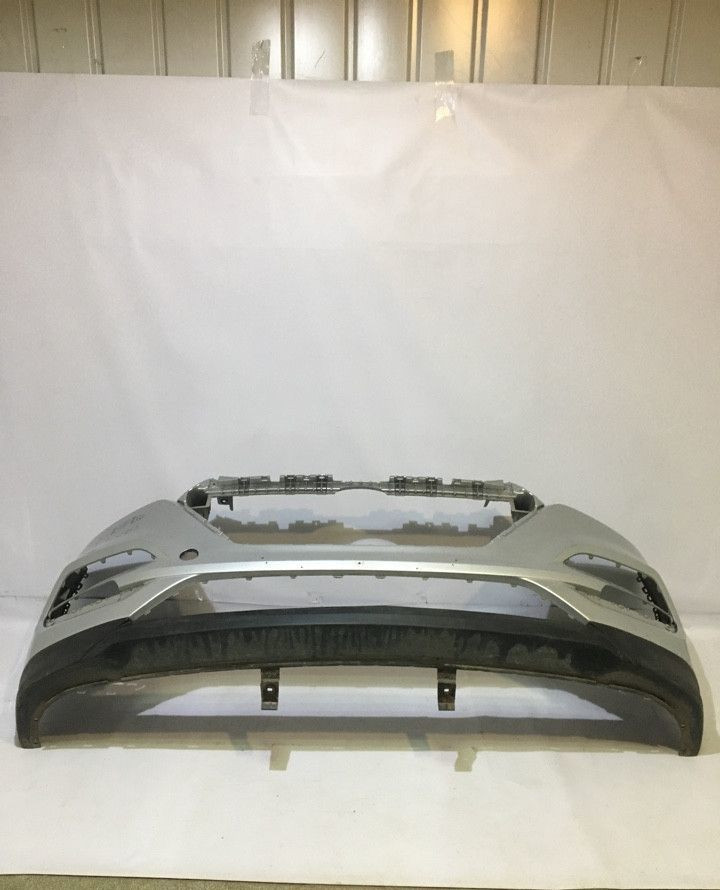 Бампер передний Hyundai Tucson 3 oem 86511D7000 (сломано несколько креплений) (скл-3) Бампер передний Hyundai Tucson 3 oem 86511D7000 (сломано несколько креплений) (скл-3)