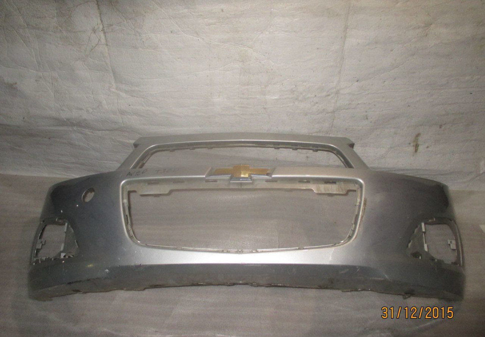 Бампер передний Chevrolet Aveo T300 (скл-3)