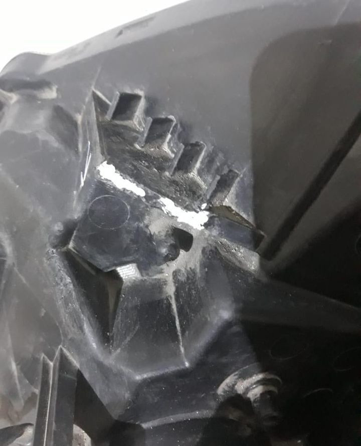 Фара ксенон правая Nissan X-Trail T31 рес oem 260103UF0A (скл-3)