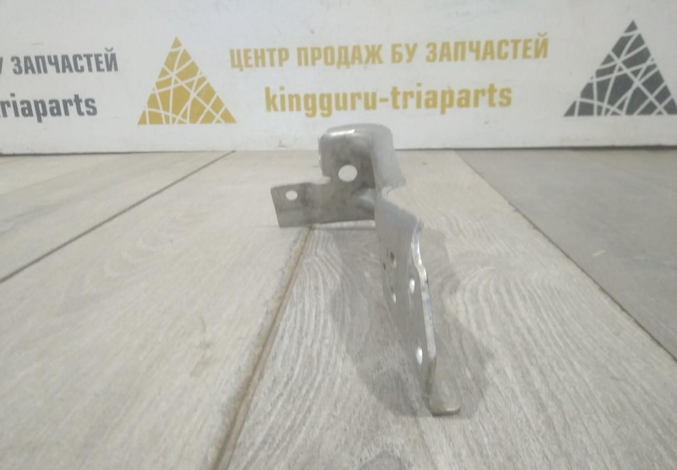 Кронштейн левый вертикальный бу BMW X1 F48 OEM 51117301585 Кронштейн левый вертикальный бу BMW X1 F48 OEM 51117301585