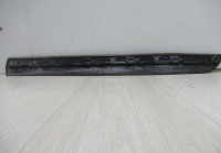 Молдинг двери передний левый Volkswagen Passat B8 oem  3g0854950 (деф)