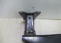 Усилитель заднего бампера Volkswagen Jetta 6 oem 5c6807311 (вмятина)