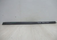 Накладка двери передней правой Hyundai Tucson 3 (15>) oem 87722d7000