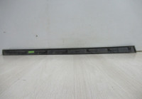 Накладка двери передней правой Hyundai Tucson 3 (15>) oem 87722d7000