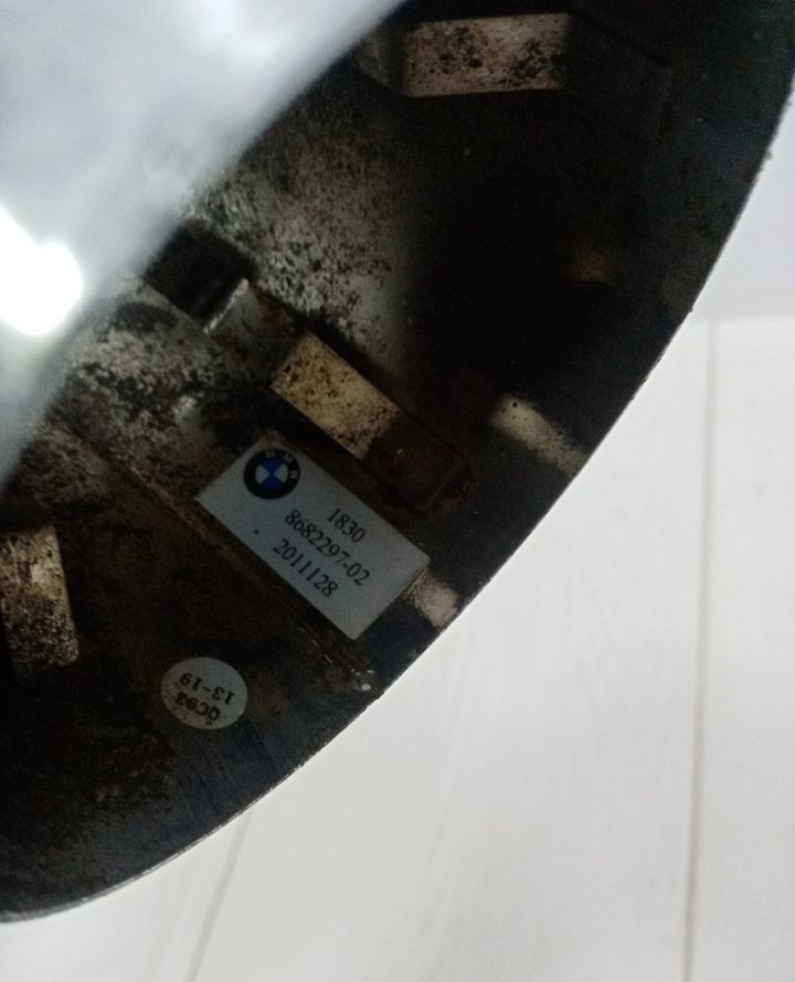 Насадка глушителя BMW X1 F48 OEM 18308682297