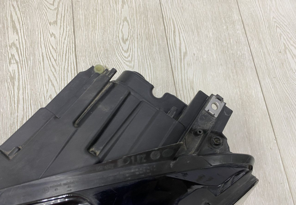 Фара левая Volkswagen Golf 7 LED рестайлинг 2017 OEM 5G1941035