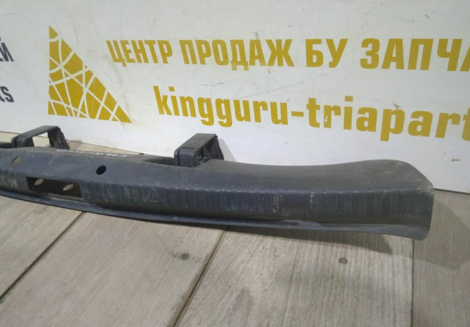 Обивка задней панели бу Skoda Rapid OEM 5JA863485B