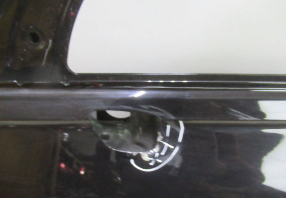 Дверь передняя левая Volkswagen Tiguan 2  oem 5NA831311e (вмятины) (скл-5)