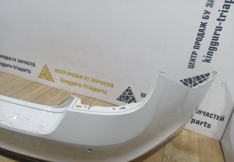 Бампер задний бу Skoda Rapid OEM 60U807421B