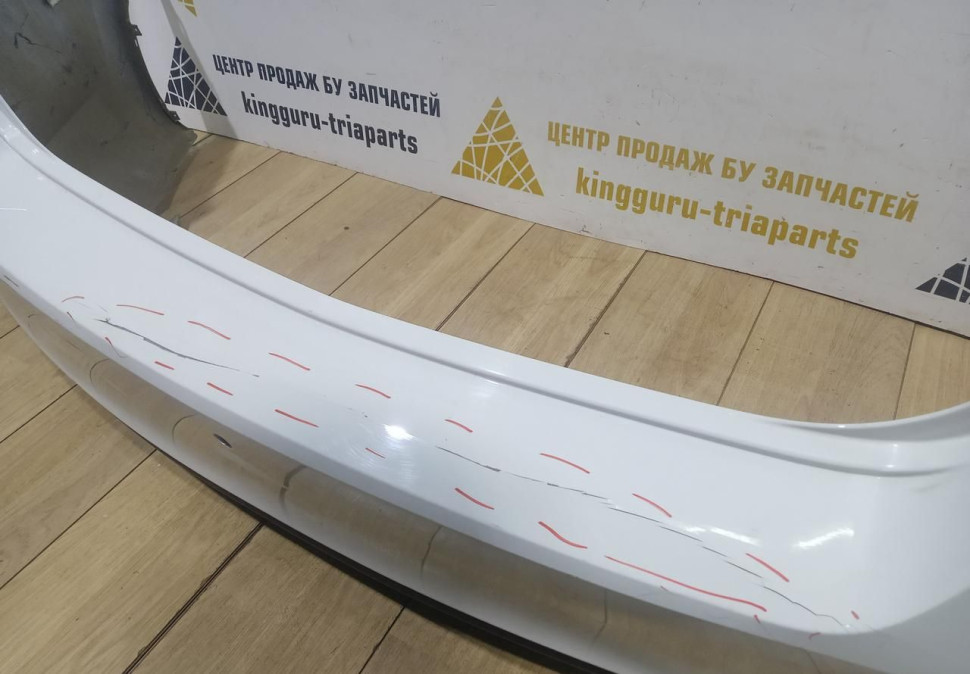 Бампер задний бу Skoda Rapid OEM 60U807421B