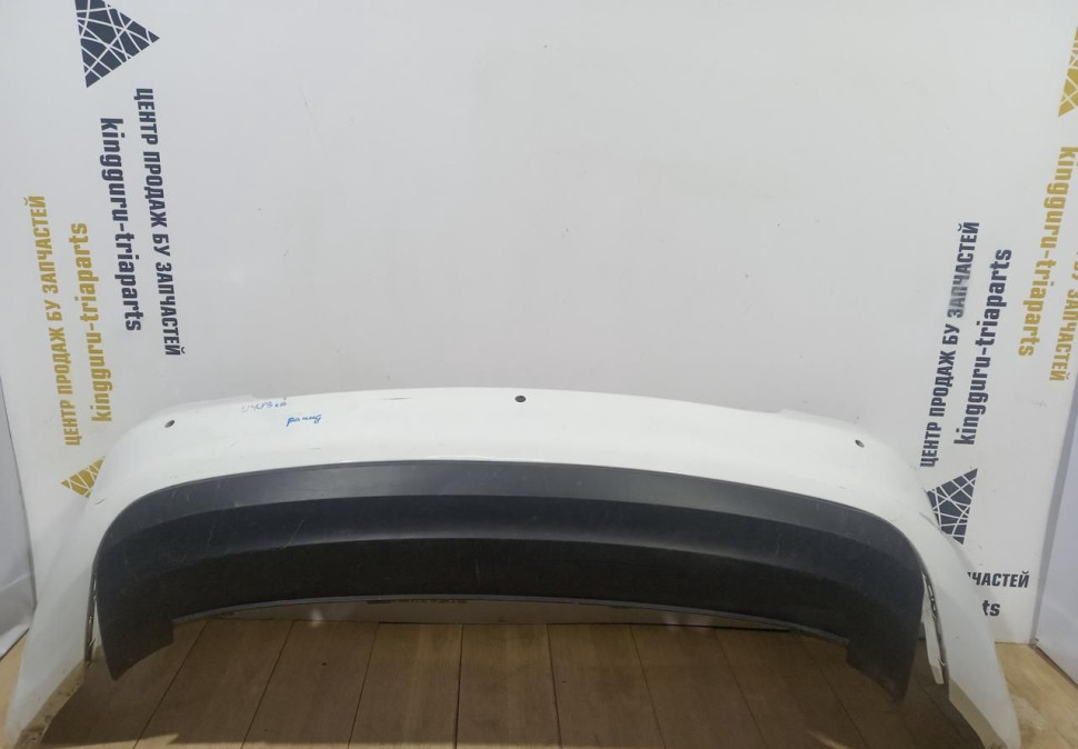 Бампер задний бу Skoda Rapid OEM 60U807421B