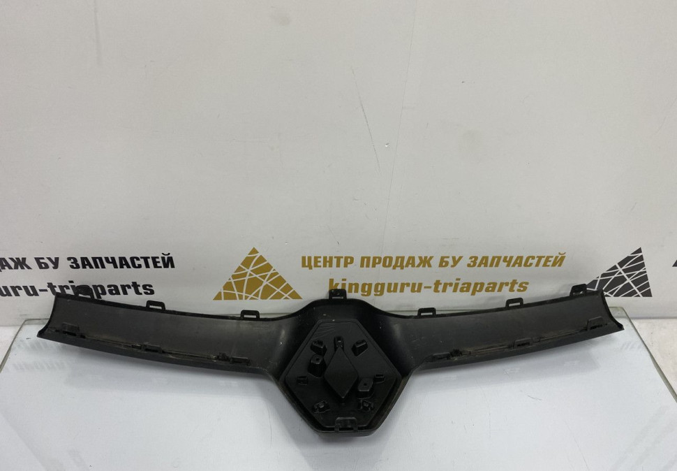 Молдинг решетки радиатора Renault Logan 2 рестайлинг OEM 623826051R Молдинг решетки радиатора Renault Logan 2 рестайлинг OEM 623826051R