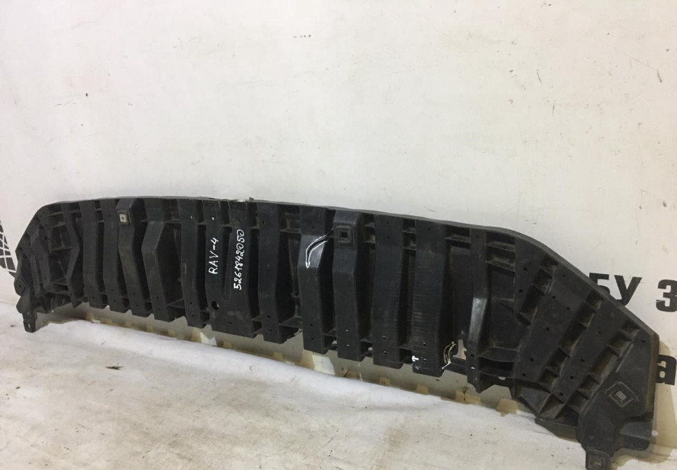 Пыльник переднего бампера Toyota RAV4 xa40 oem 5261842050 (Скл-3)