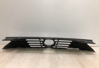 Решетка радиатора Volkswagen Passat B8 (15&gt;) oem 3g0853653d (трещина)
