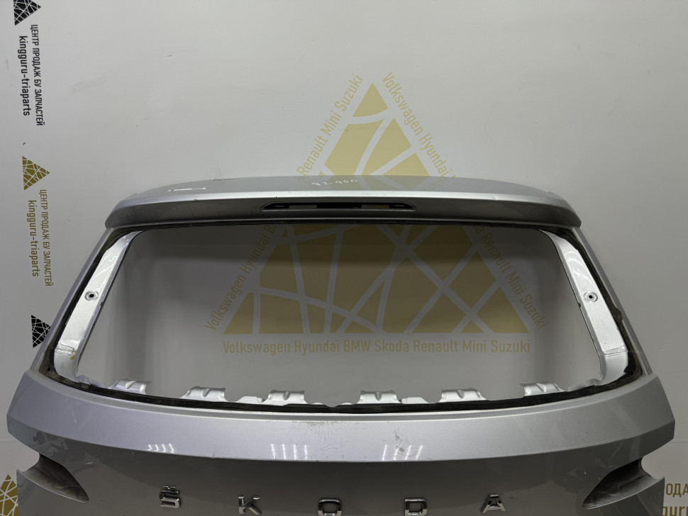 Крышка багажника Skoda Karoq OEM 57A827159 Крышка багажника Skoda Karoq OEM 57A827159