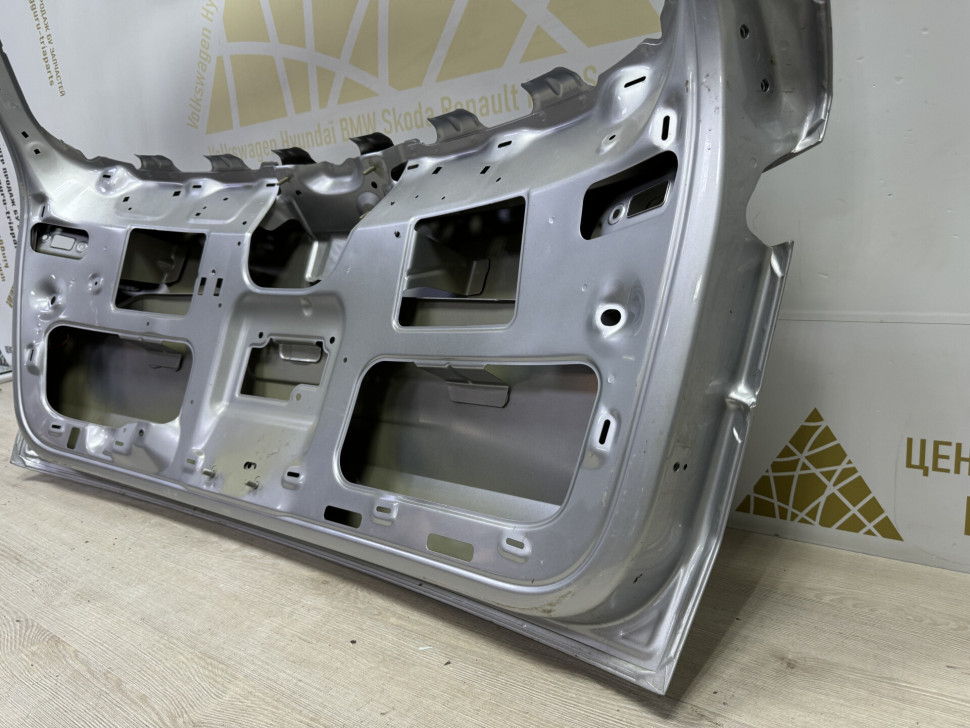 Крышка багажника Skoda Karoq OEM 57A827159 Крышка багажника Skoda Karoq OEM 57A827159
