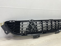Решетка в бампер Kia Sorento 12- Oem 865622P500