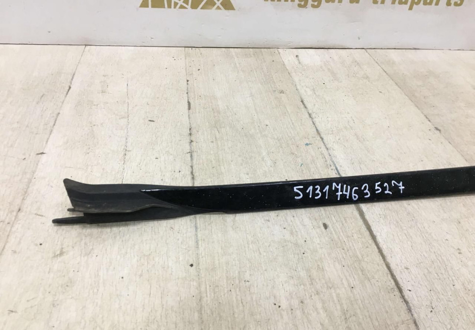 Молдинг лобового стекла левый бу BMW X5 G05 OEM 51317463527