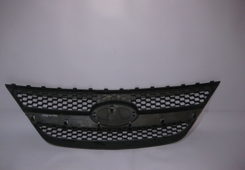 Решетка радиатора Lada Largus oem 8450000248 (скл-3) Решетка радиатора Lada Largus oem 8450000248 (скл-3)