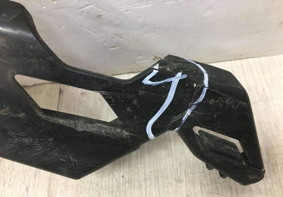 Кронштейн переднего бампера правый Hyundai Tucson 3 2015> oem 86552D7000