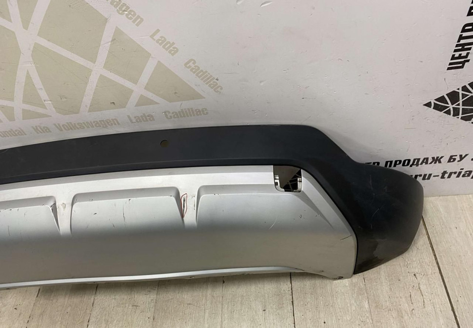Спойлер заднего бампера Skoda Yeti рестайлинг OEM 5L6807521