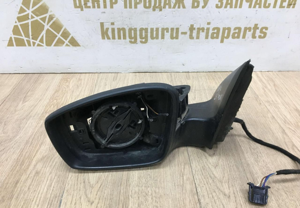 Корпус зеркала левый 5 пин Skoda Rapid до рестайлинг OEM 5JB857501D