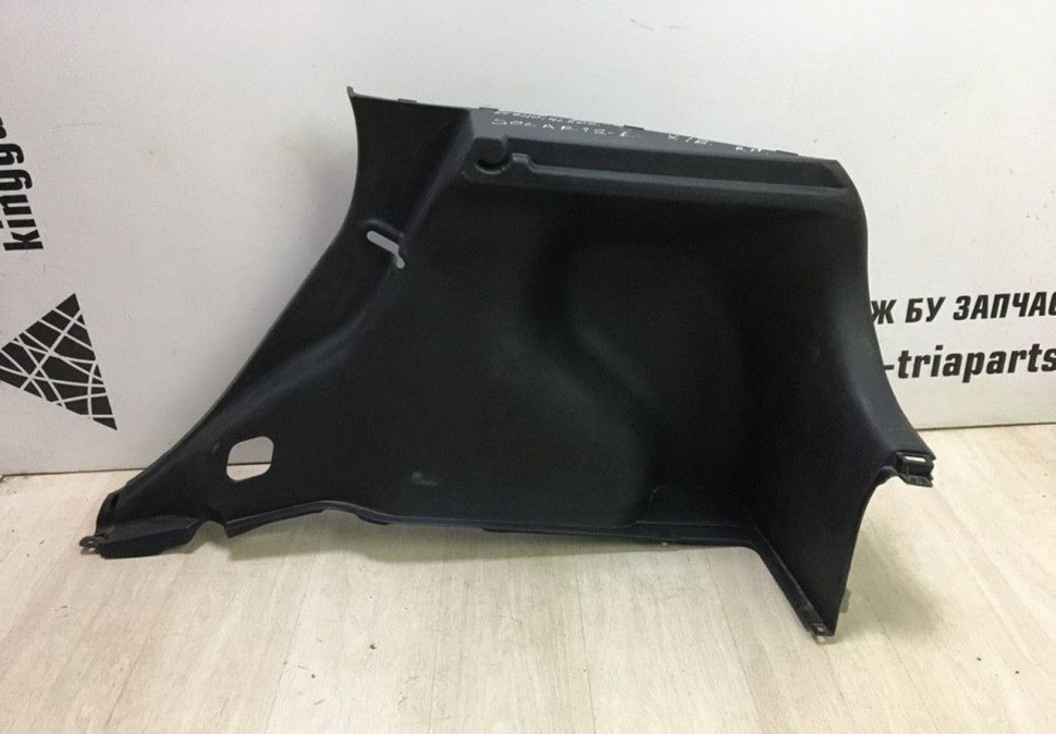 Обивка багажника правая Hyundai Solaris 1 х/б oem 857404l500 (скл-3)