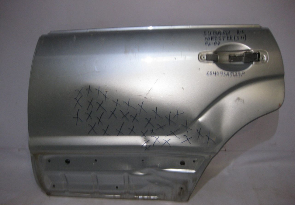 Дверь задняя левая Subaru Forester S11 oem 60409sa0129p (вмятина) (скл-3)