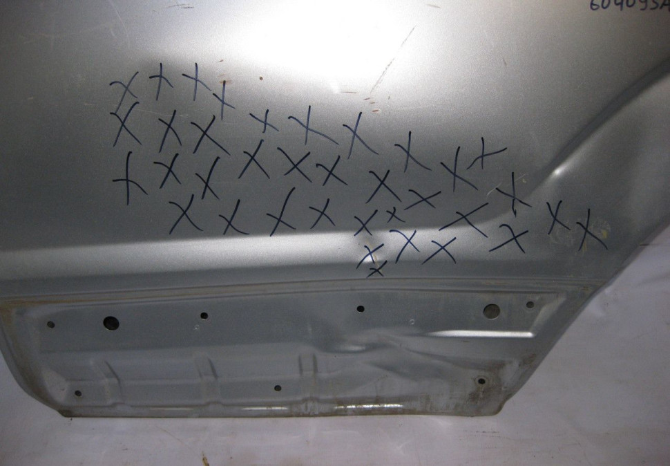 Дверь задняя левая Subaru Forester S11 oem 60409sa0129p (вмятина) (скл-3)