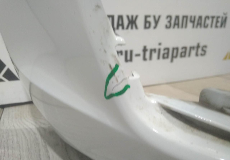 Бампер передний бу Skoda Rapid OEM 60U807221F Бампер передний бу Skoda Rapid OEM 60U807221F