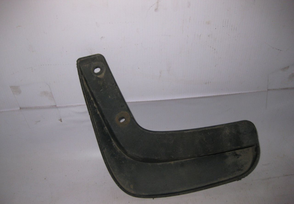 Брызговик задний правый Chevrolet Aveo T250 oem 96648679 (скл-3) Брызговик задний правый Chevrolet Aveo T250 oem 96648679 (скл-3)