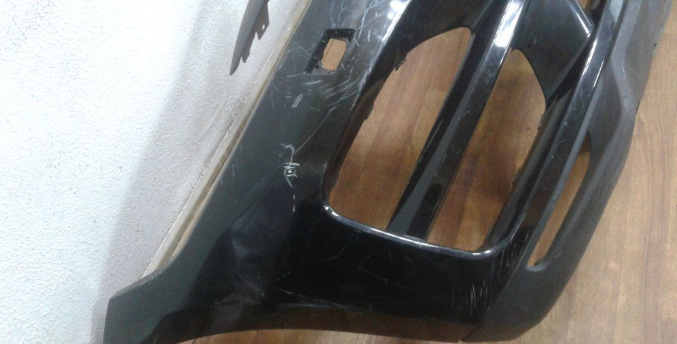 Бампер передний Jaguar F-Pace oem HK8317F003A (слом. бок. крепление) (скл-3)