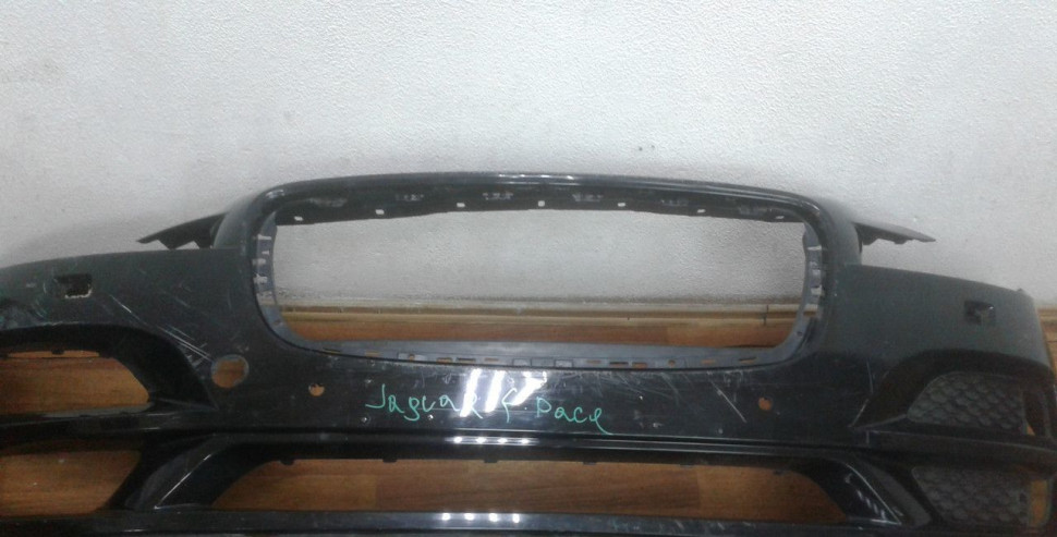 Бампер передний Jaguar F-Pace oem HK8317F003A (слом. бок. крепление) (скл-3)
