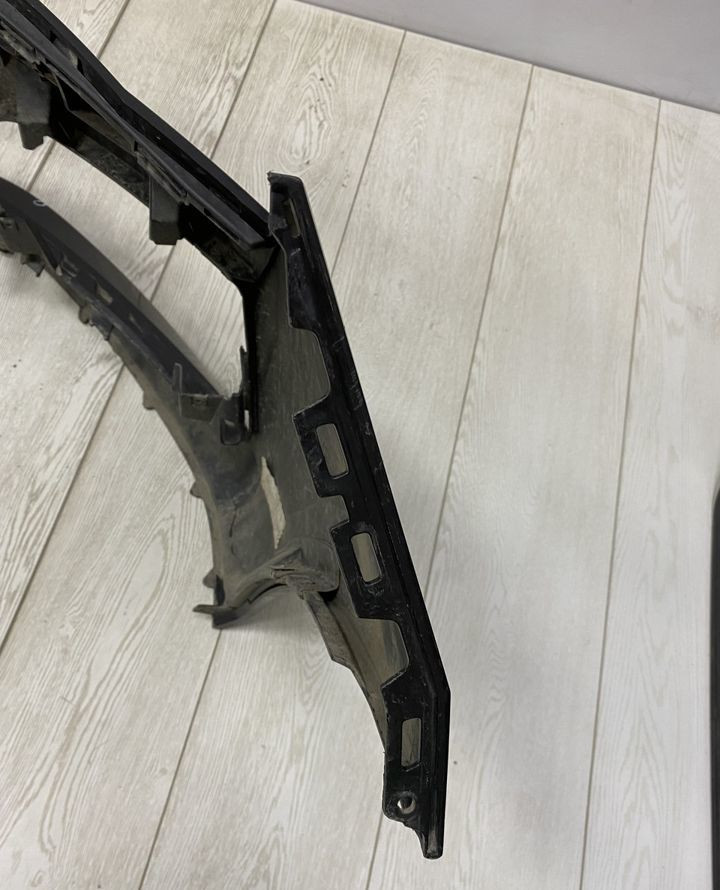 Бампер передний Skoda Rapid 2 2020 OEM 60U807221M
