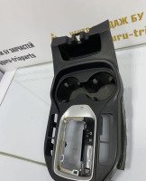 Накладка консоли акпп Kia Sorento 2 2009 oem 846502WFP0