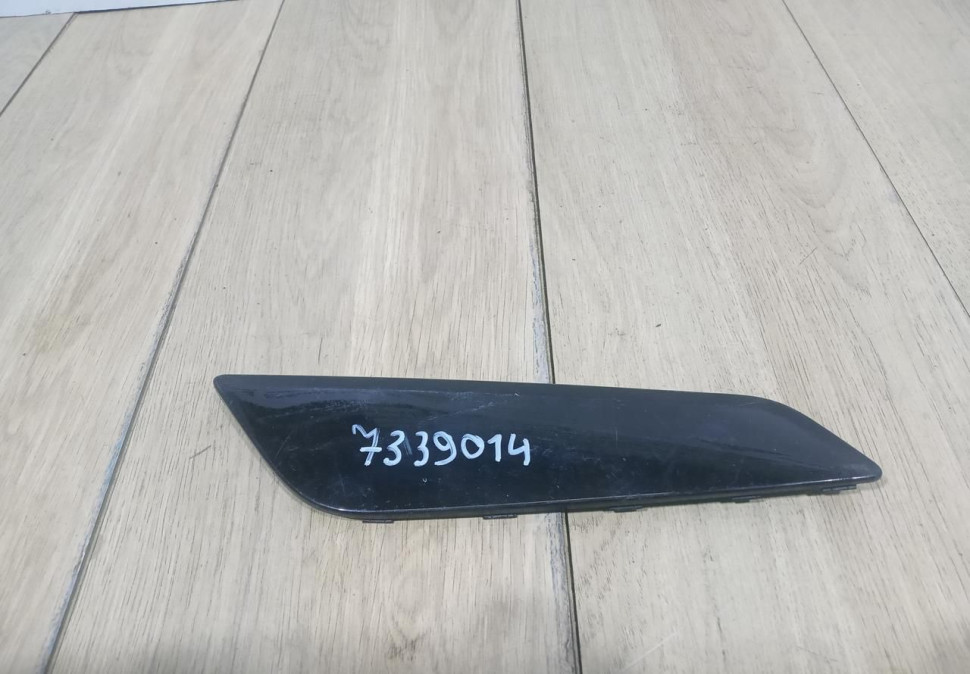 Накладка крыла передняя правая бу BMW 5 G30 OEM 51747439014