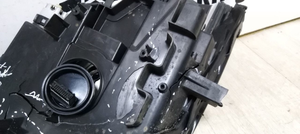 Фара правая   Lexus NX 14- oem  8114578020 (скл-3)