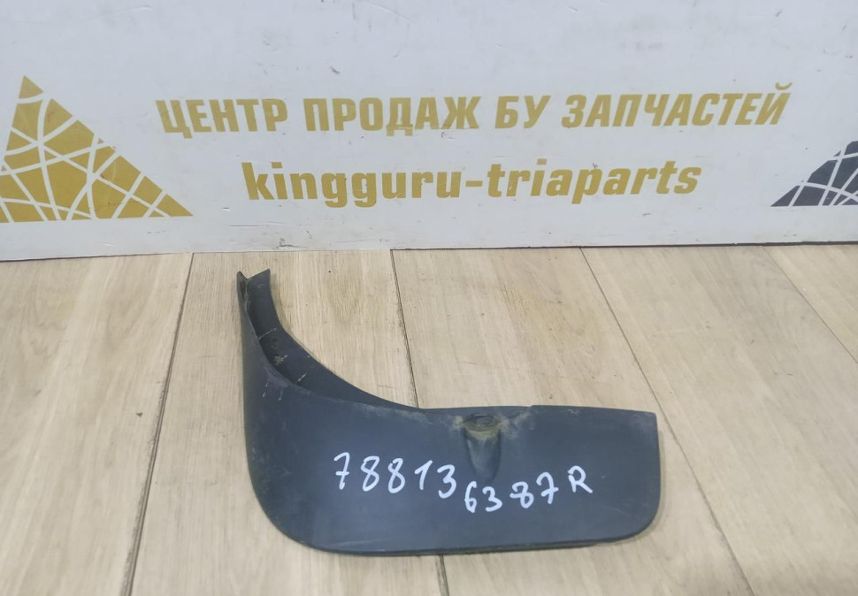 Брызговик задний левый бу Renault Duster OEM 788136387R
